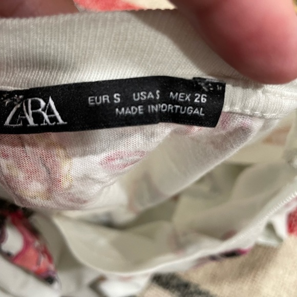 ZARA BEAUTIFUL FACES TEE - Picture 6 of 6